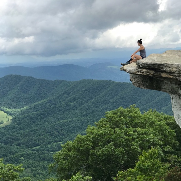 Meet your Posher, Olivia - Picture 6 of 6